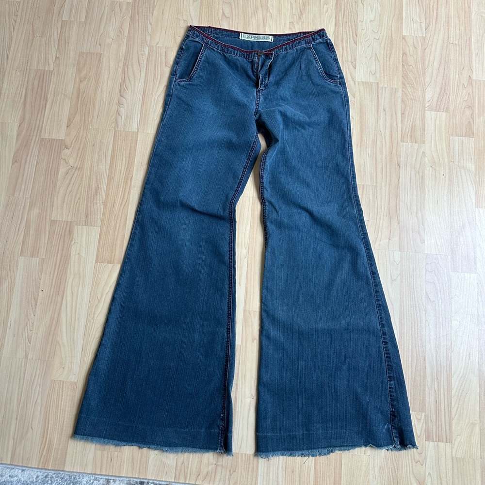 Vintage Y2K Express Blue Jeans with Red Stitching